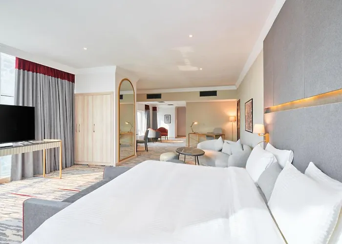 Ramada By Wyndham Doha Old TownAlbergo